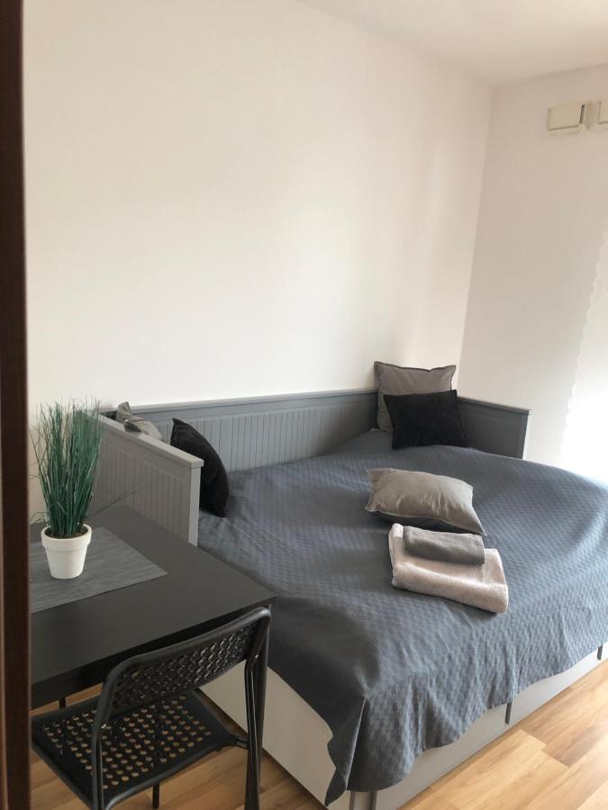 Sweet Apartment Bemowo وارسو المظهر الخارجي الصورة